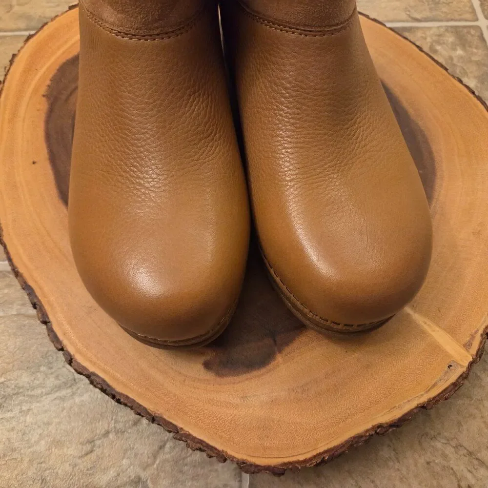 Dansko Mckenzie Leather Shearling Lined Boots Size EU 38 US 7.5 Tan Seasonal NEW